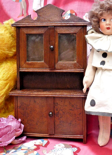 Petit buffet ancien - buffet, bois